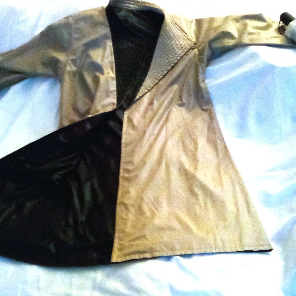 A-LINE ,TWO-IN-ONE, TAN & BLK REVERSIBLE TRENCH , Medium, Poly